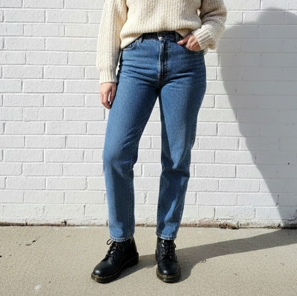 Levi's Denim - Vintage 90s Levis 550 Light Wash Relaxed Fit Tapered Leg Jeans Plus Size 38 16